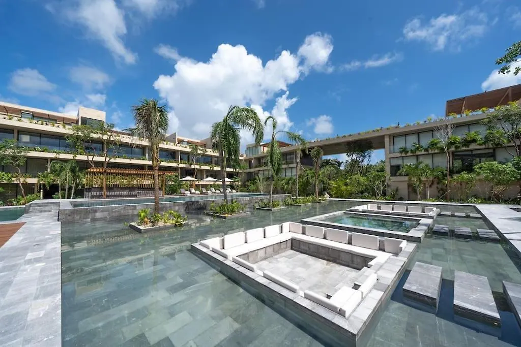 Zen & Lux - Mistiq Tulum Home شقة